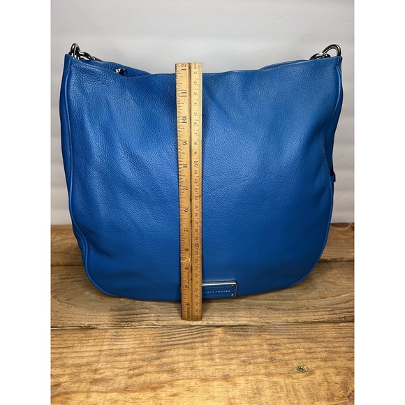 MARC JACOBS Too Hot To Handle Sky Blue Pebbled Leather  CROSSBODY Shoulder HOBO - Picture 13 of 16